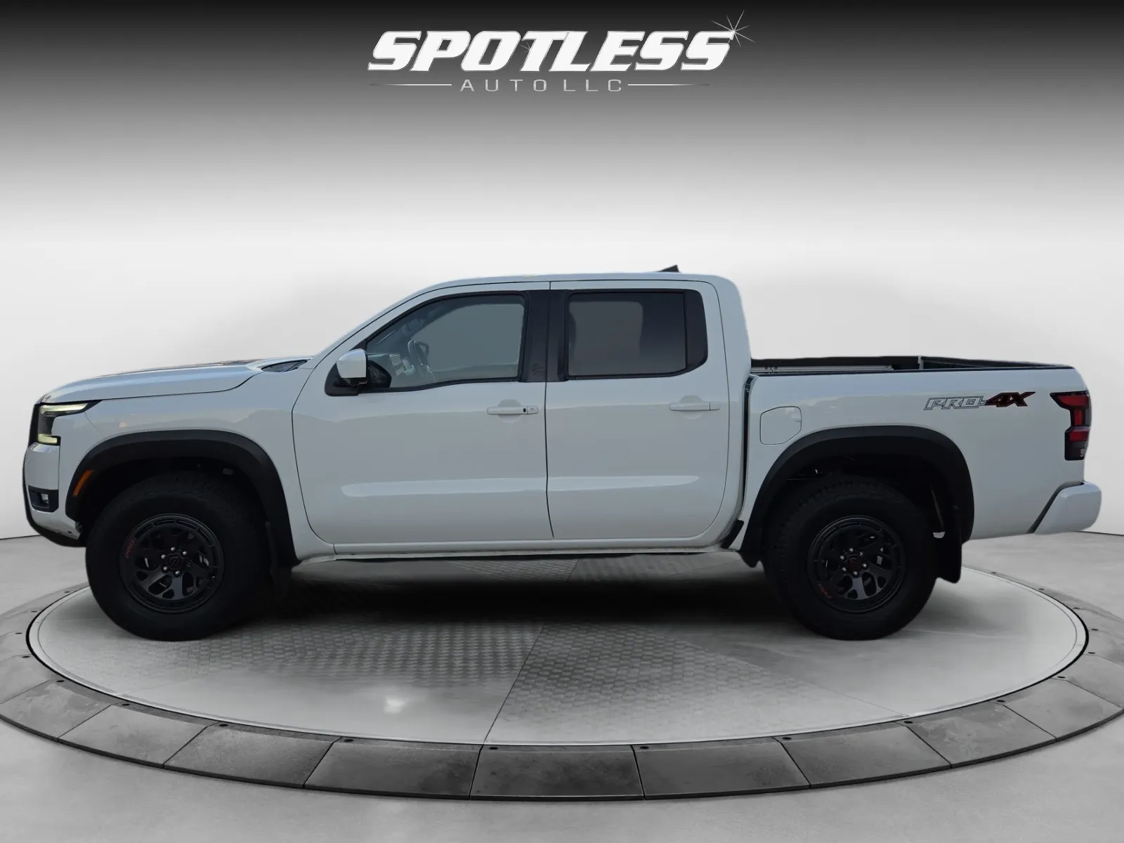 Nissan Frontier photo 4