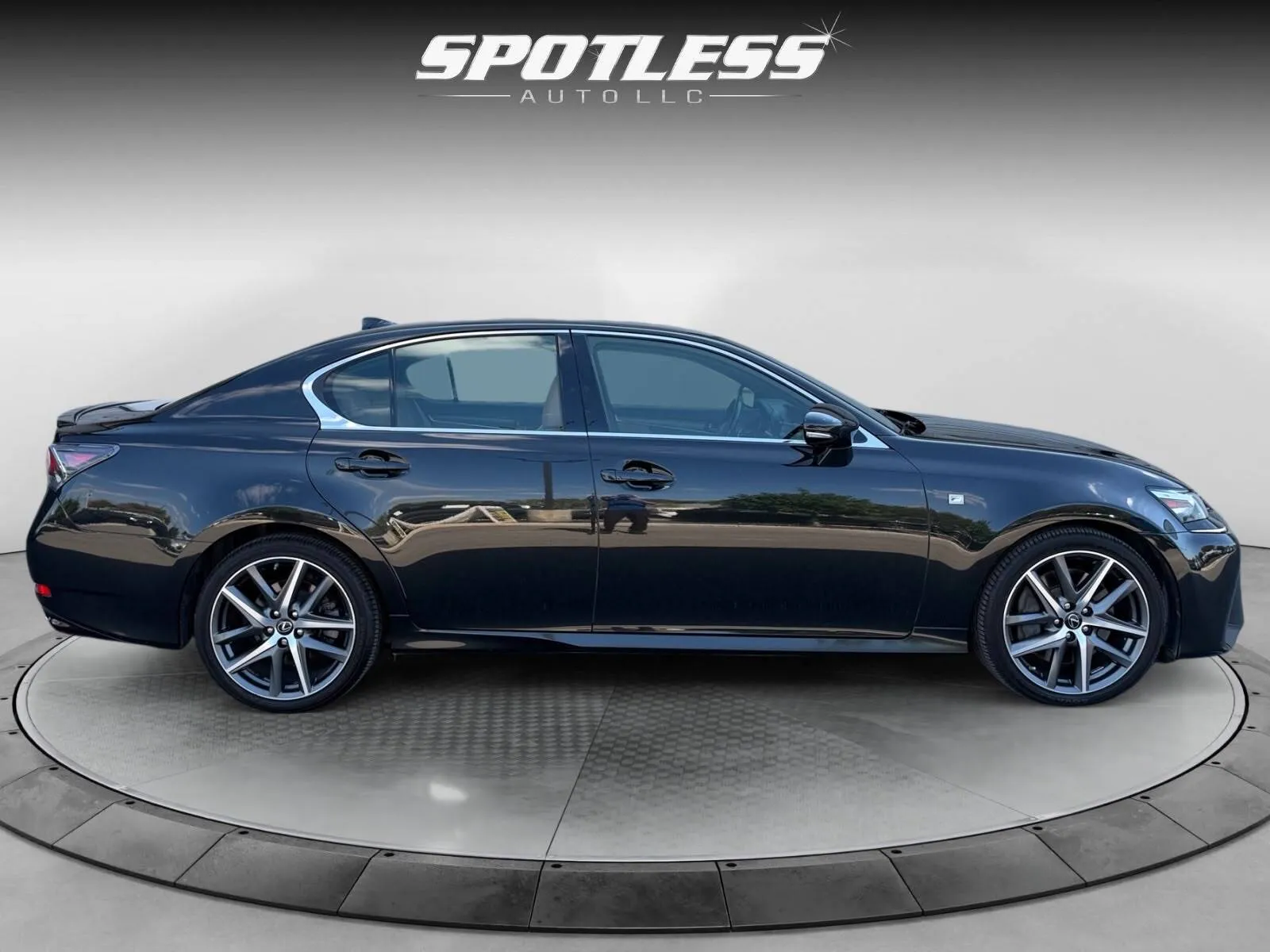 Lexus GS350 photo 8