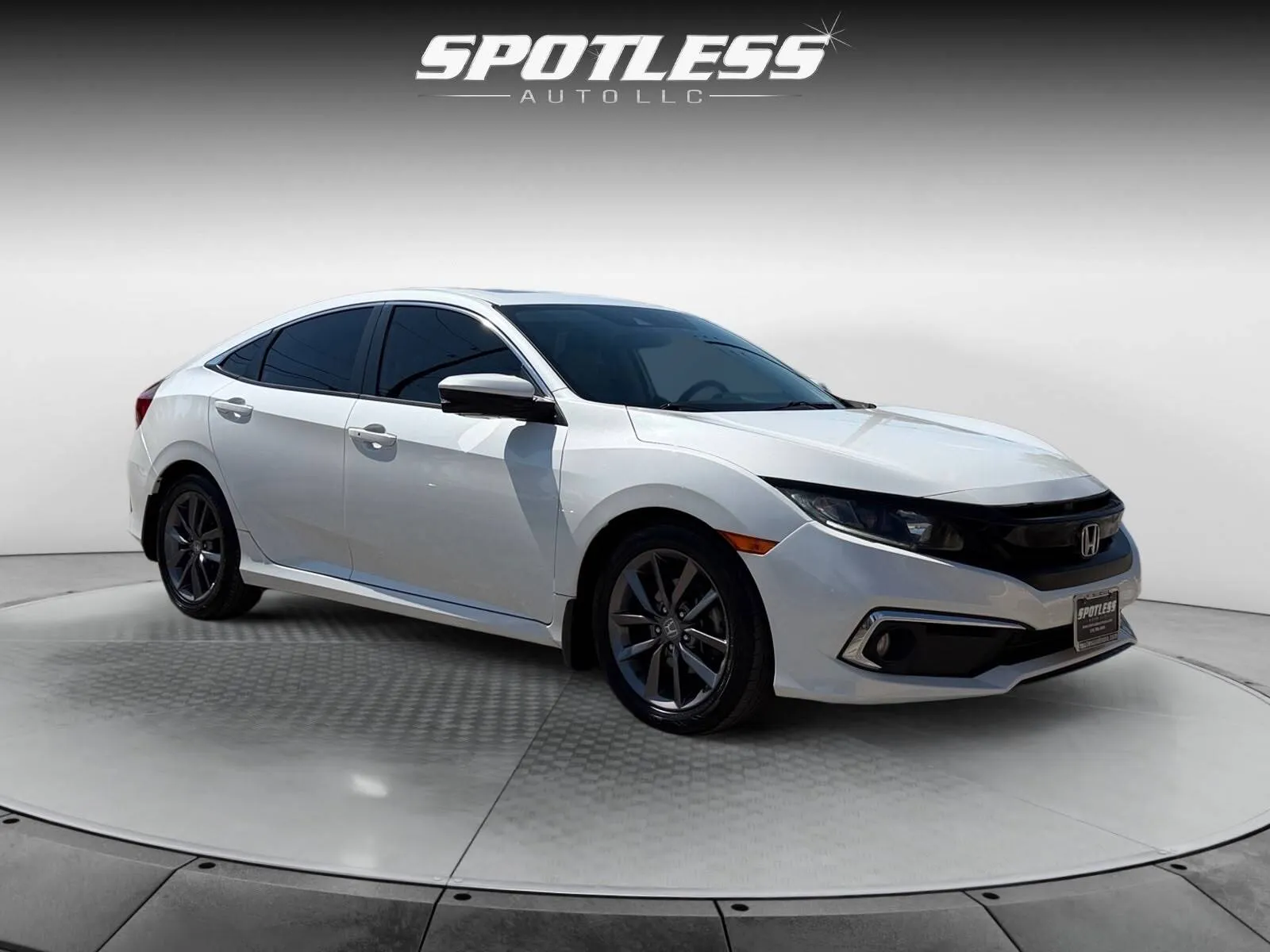 Honda Civic photo 9