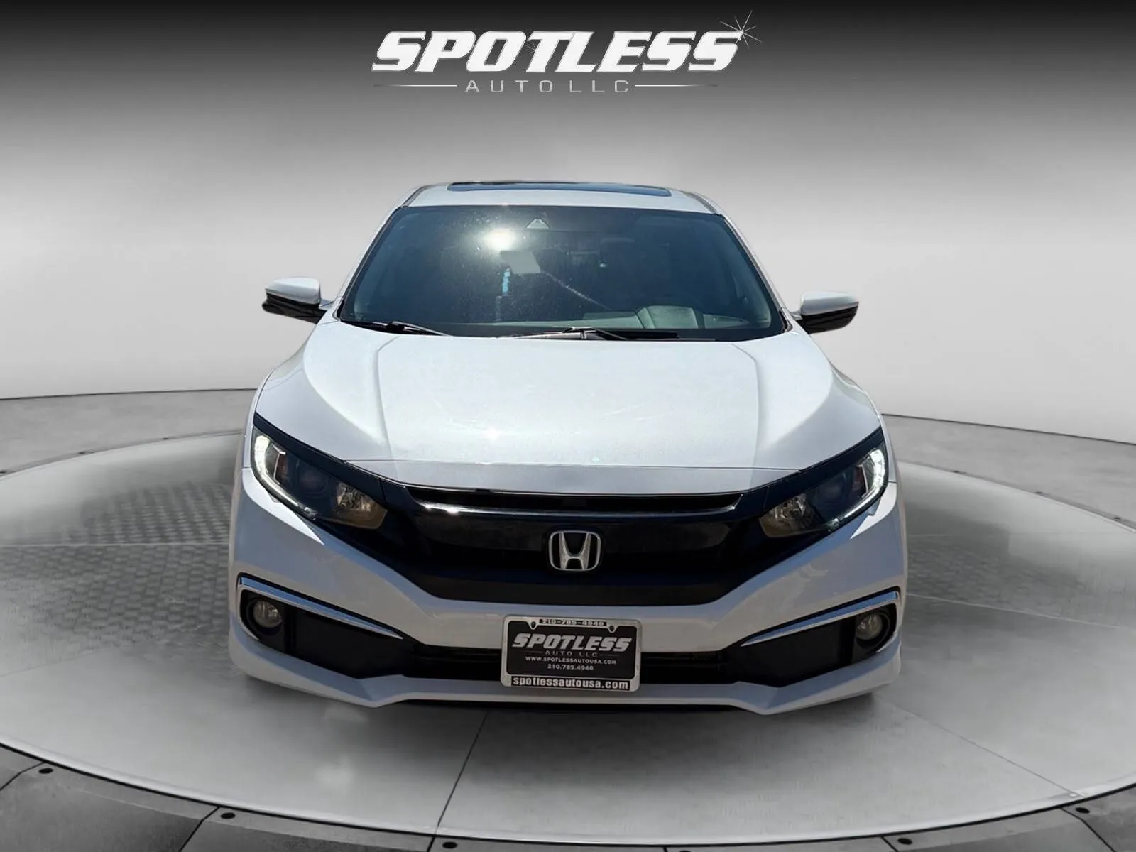Honda Civic photo 10
