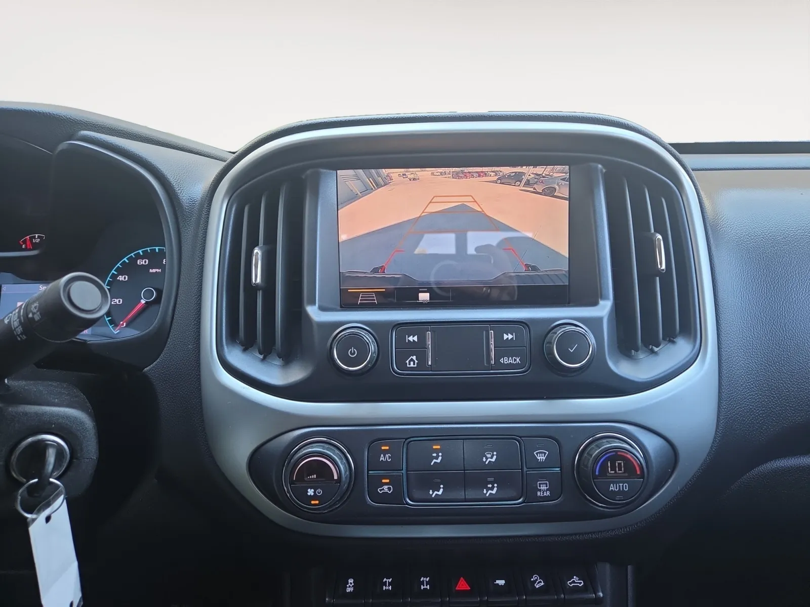 Chevrolet Colorado photo 25