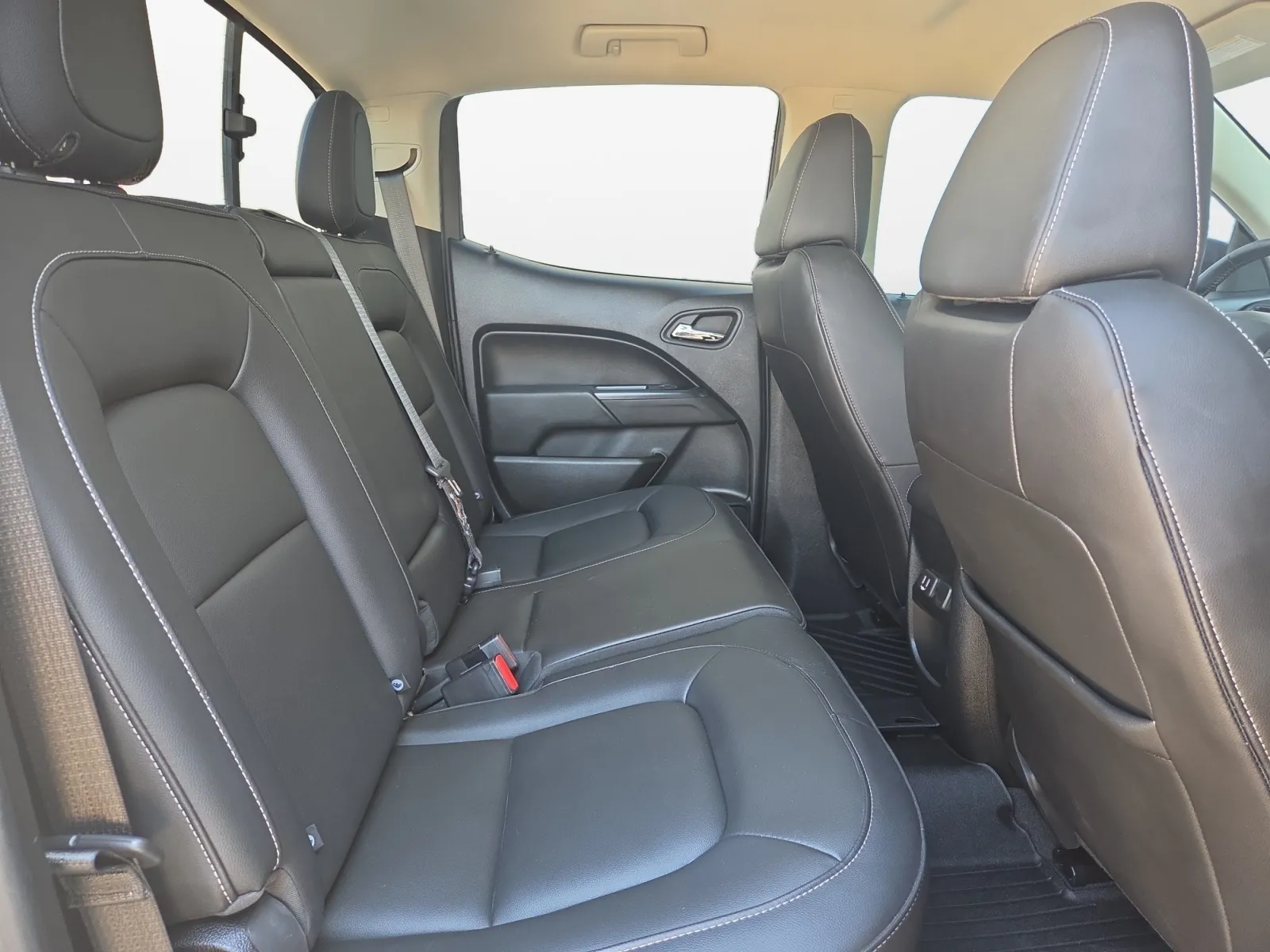 Chevrolet Colorado photo 22