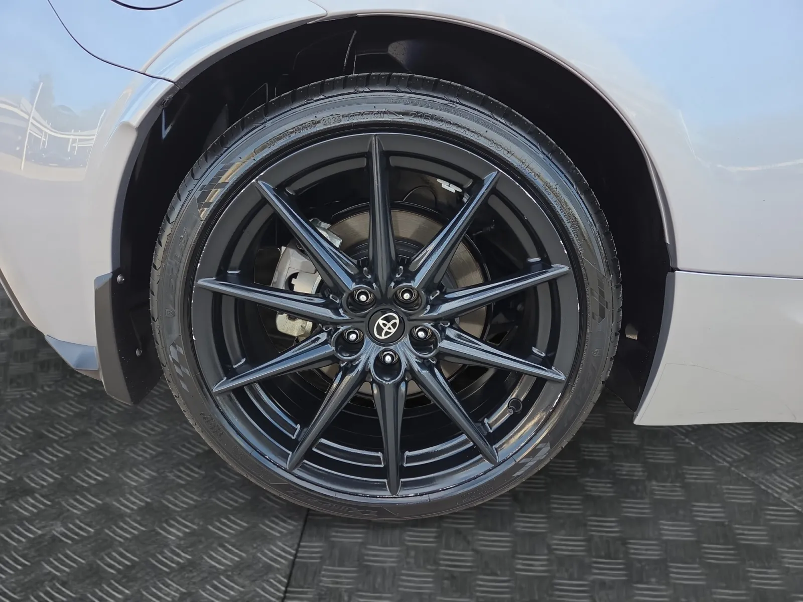 Toyota GR86 photo 16