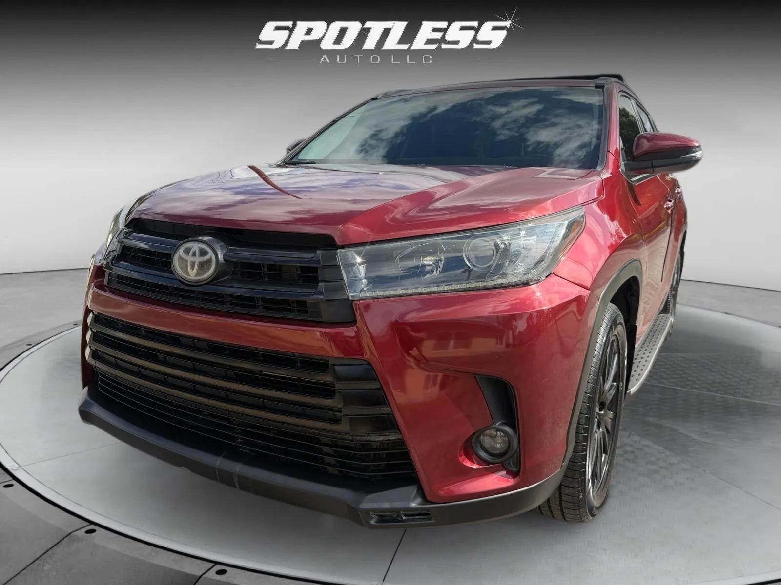 Toyota Highlander photo 3