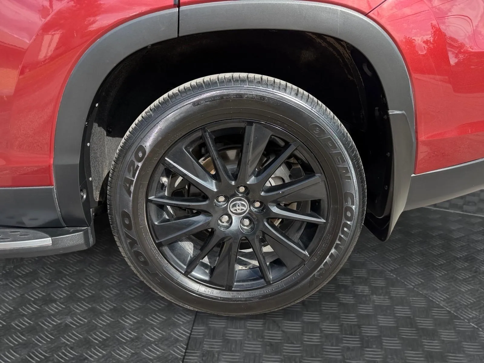 Toyota Highlander photo 15