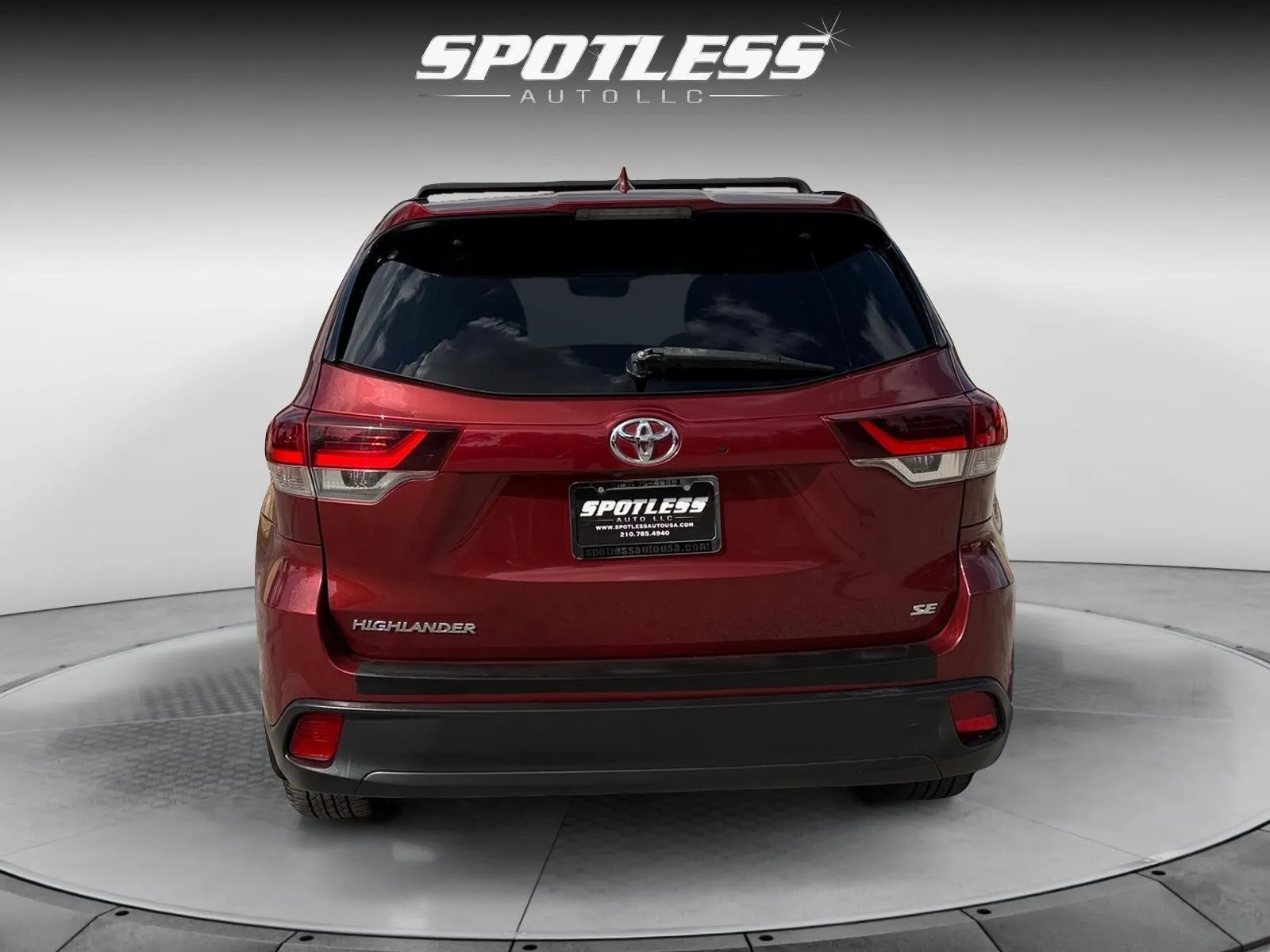 Toyota Highlander photo 6