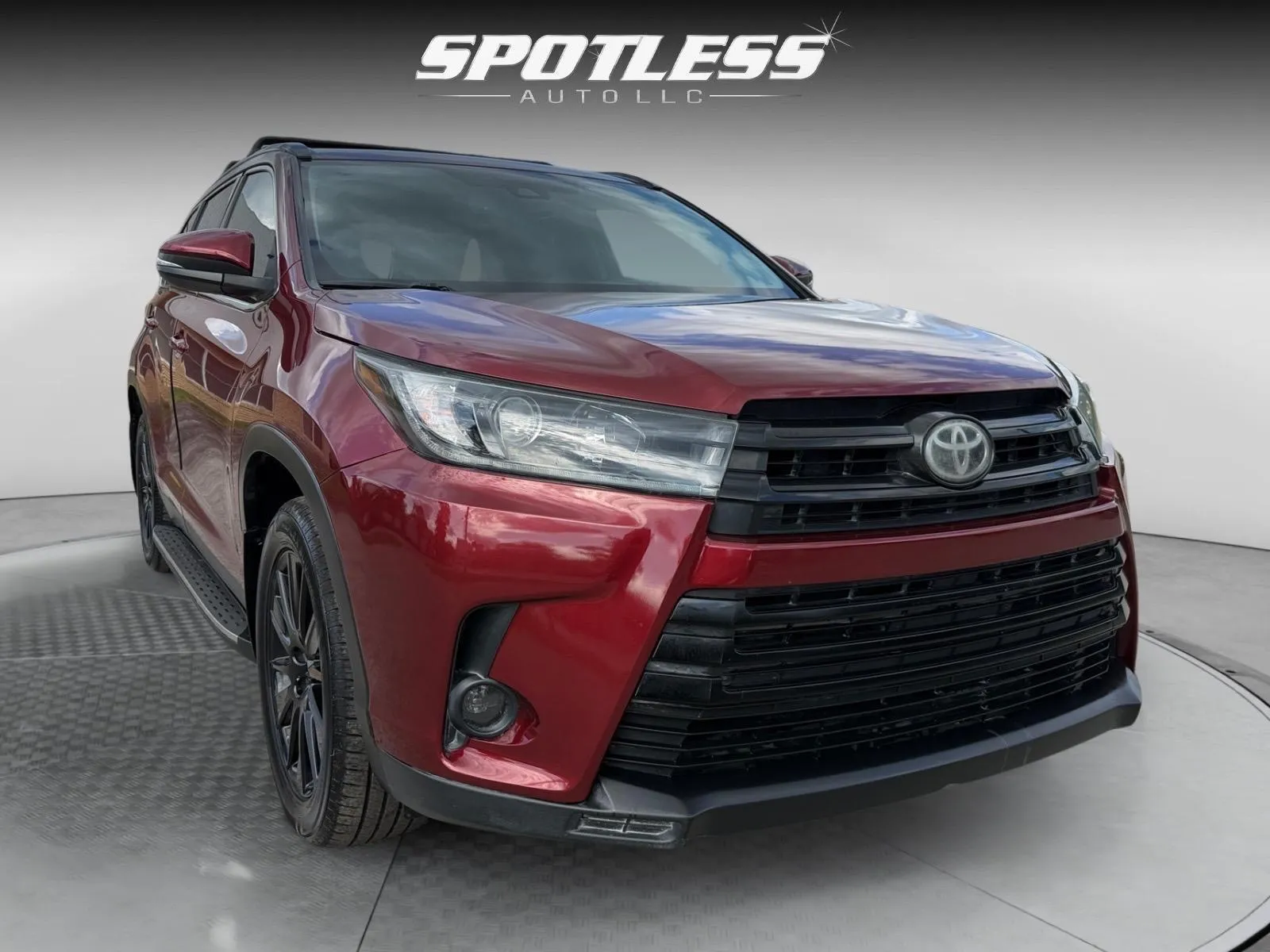 Toyota Highlander photo 9