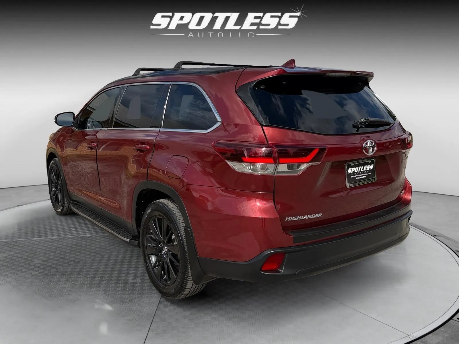 Toyota Highlander photo 5