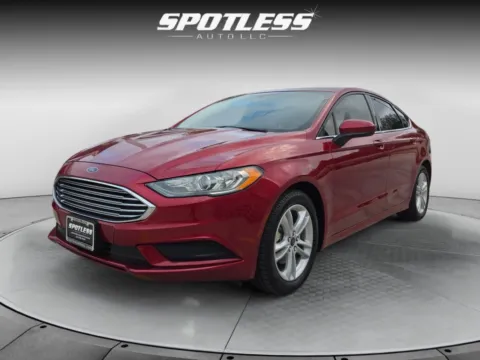 Red 2018 Ford Fusion SE for sale in San Antonio, TX