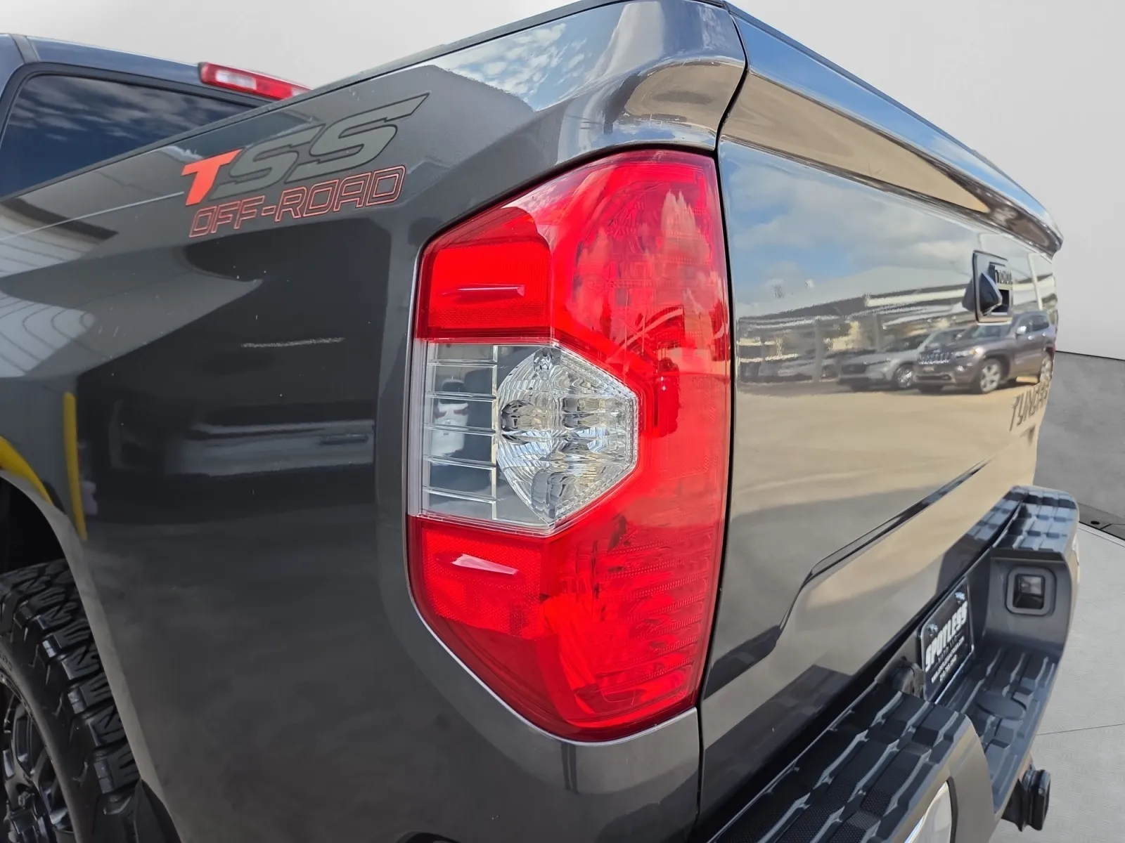Toyota Tundra photo 13