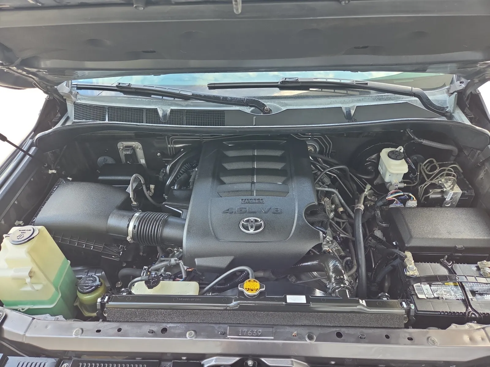 Toyota Tundra photo 16