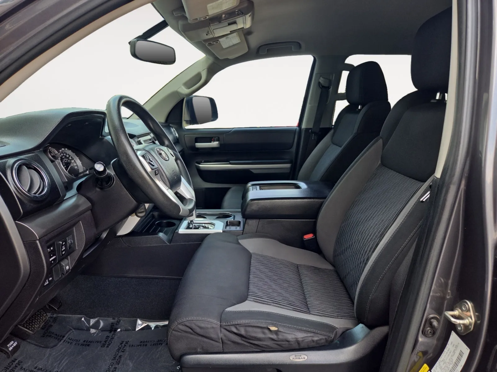 Toyota Tundra photo 19