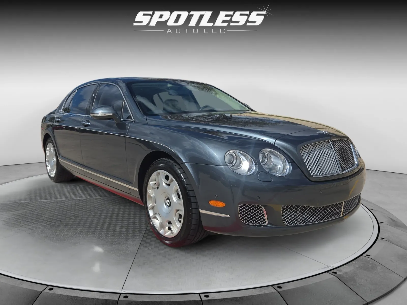 Bentley Continental photo 9