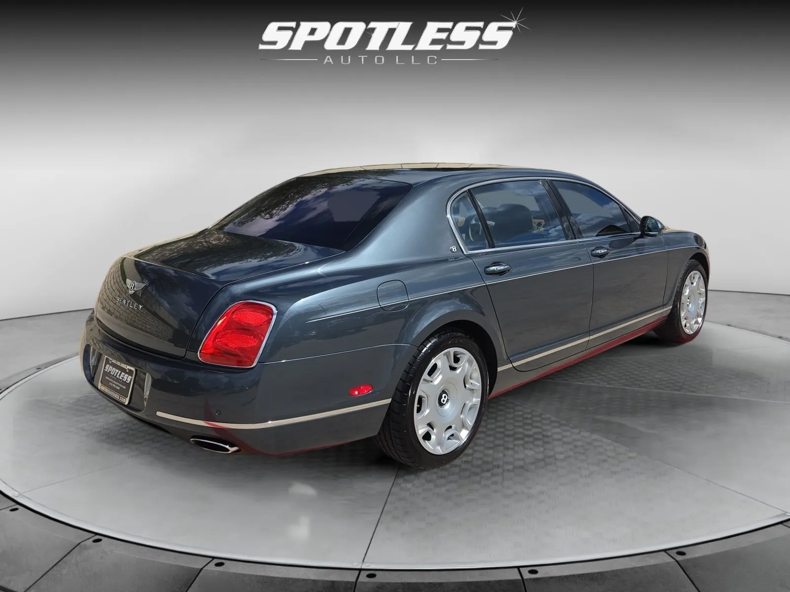 Bentley Continental photo 7