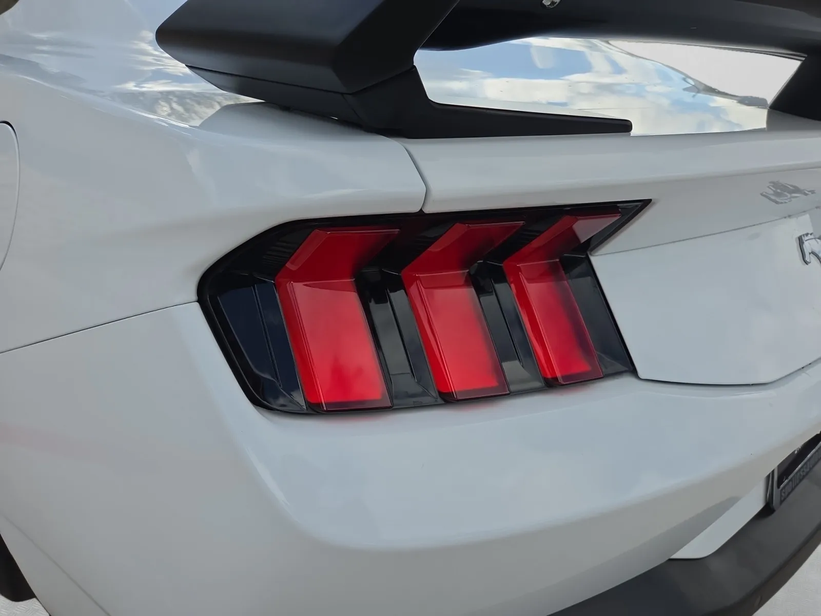 Ford Mustang photo 12
