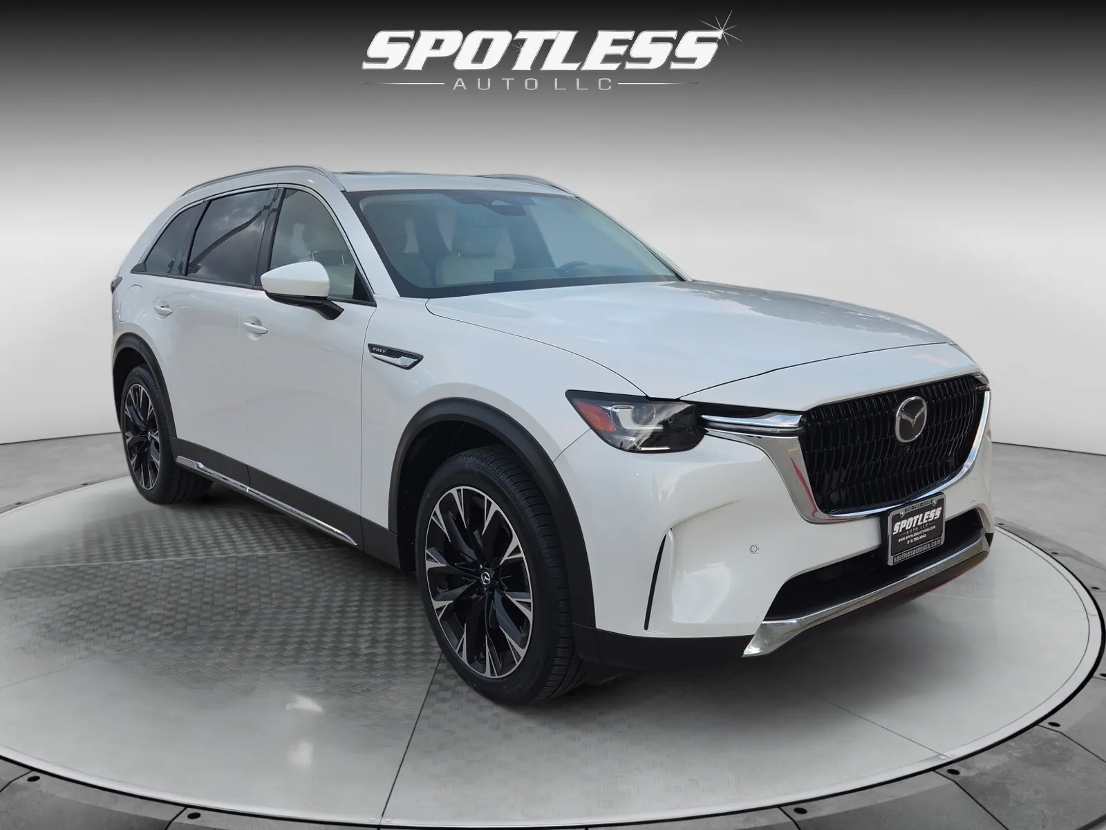 Mazda CX-90 photo 11