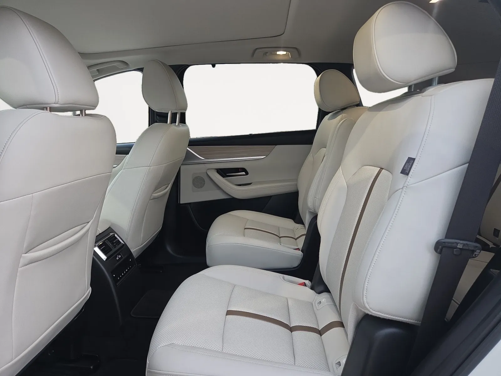 Mazda CX-90 photo 22