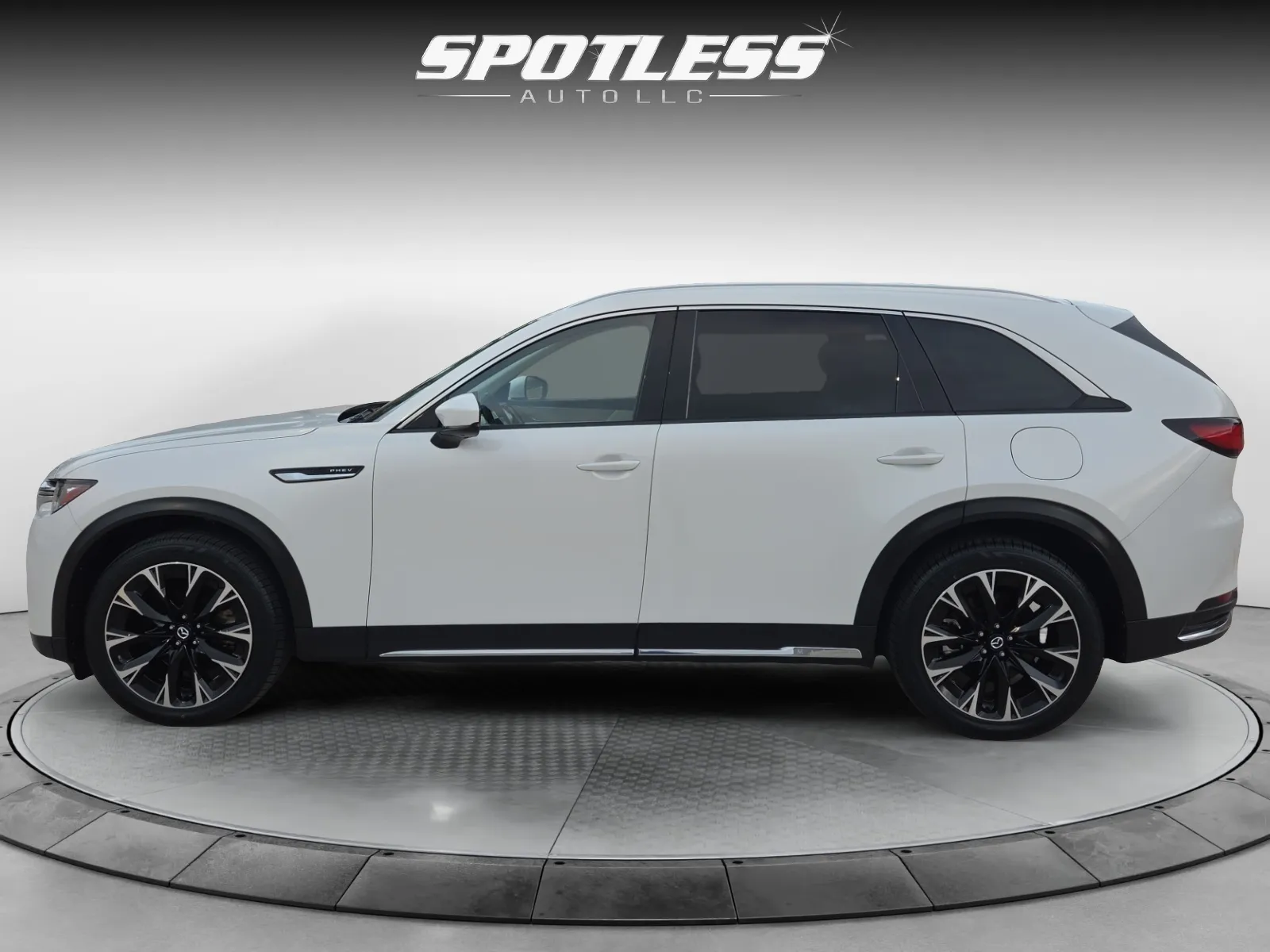 Mazda CX-90 photo 4