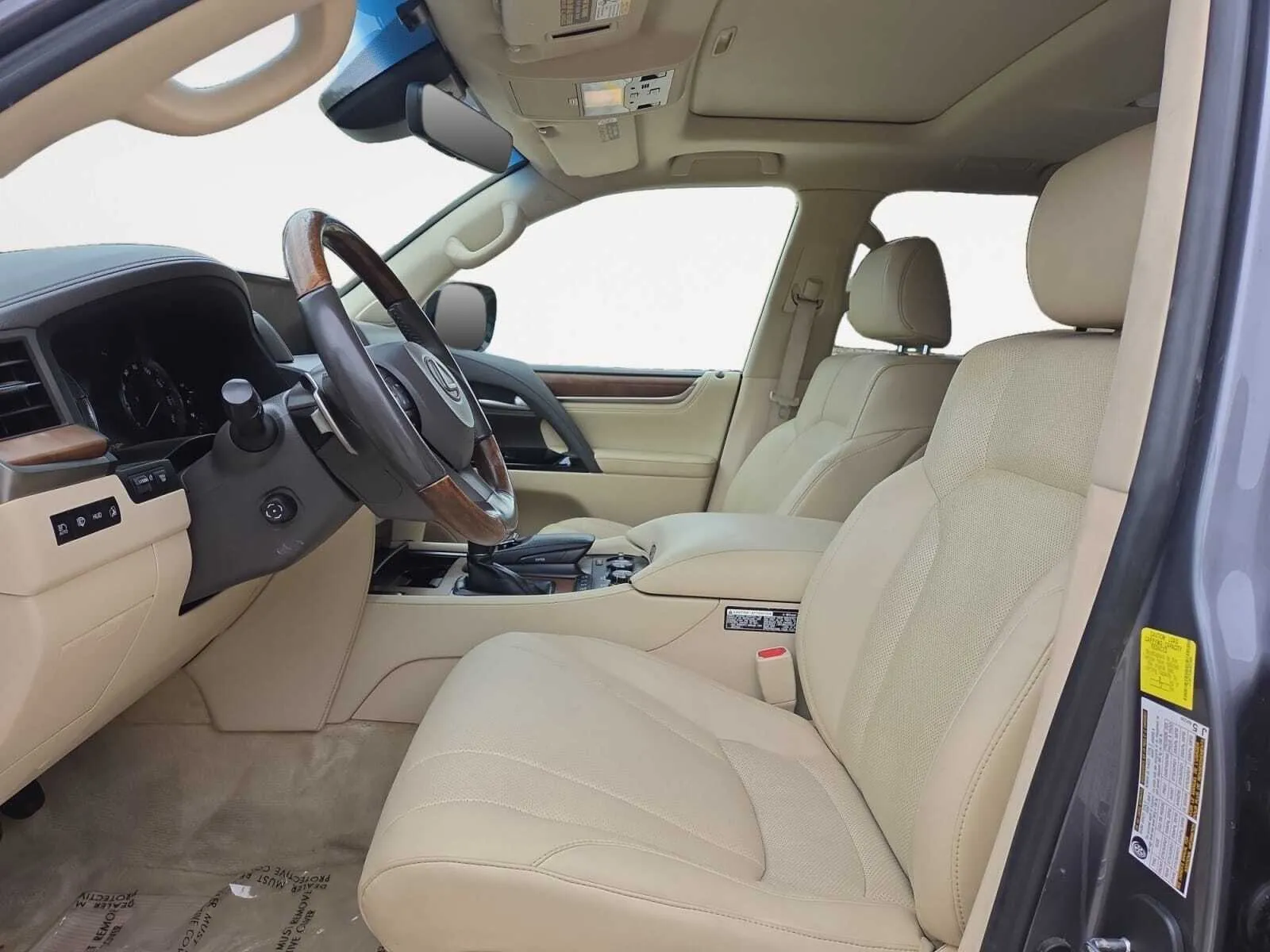 Lexus LX photo 19