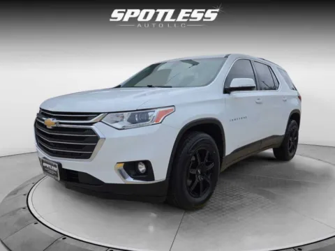 Another view of 2020 Chevrolet Traverse LT Cloth for sale in San Antonio, TX at Spotless Auto I-10