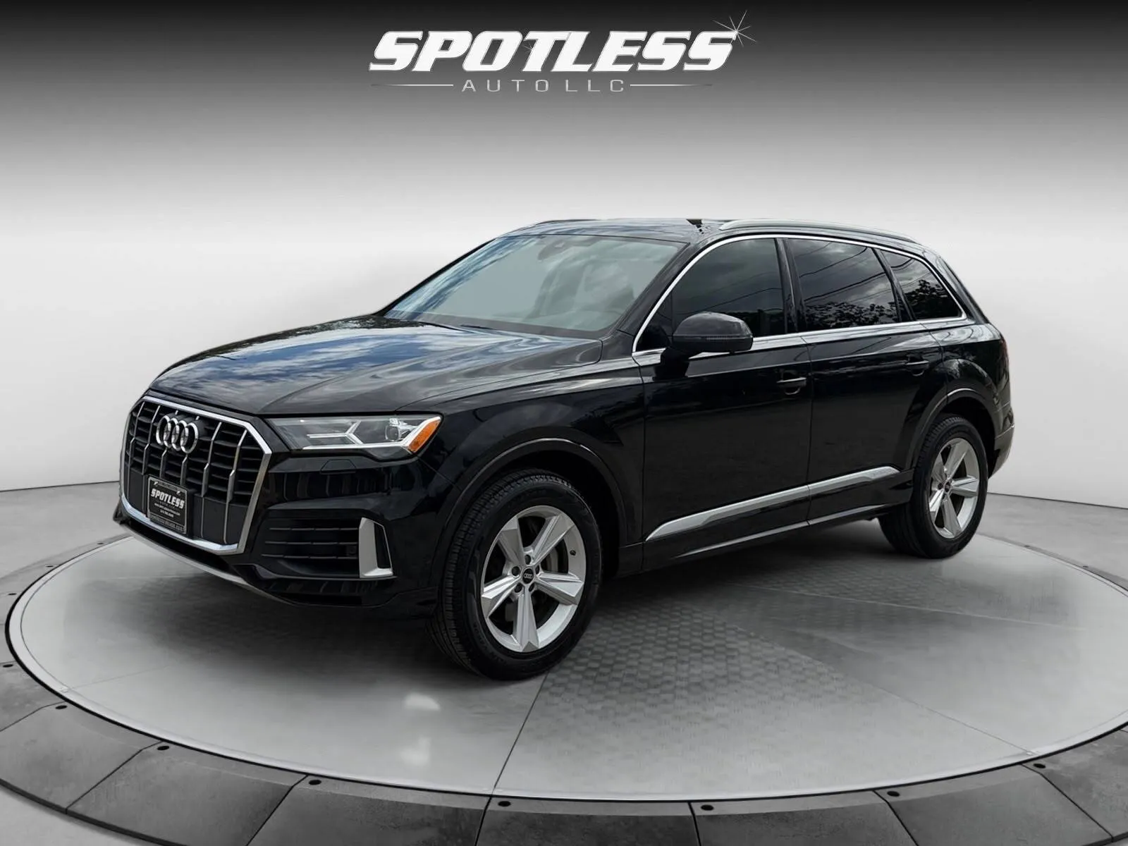 Black 2022 Audi Q7 quattro Premium 55 TFSI for sale in San Antonio, TX