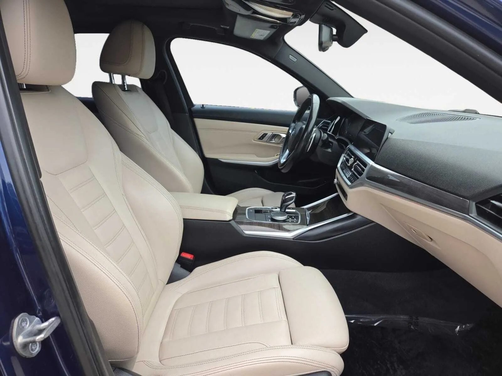BMW 3 Series photo 27