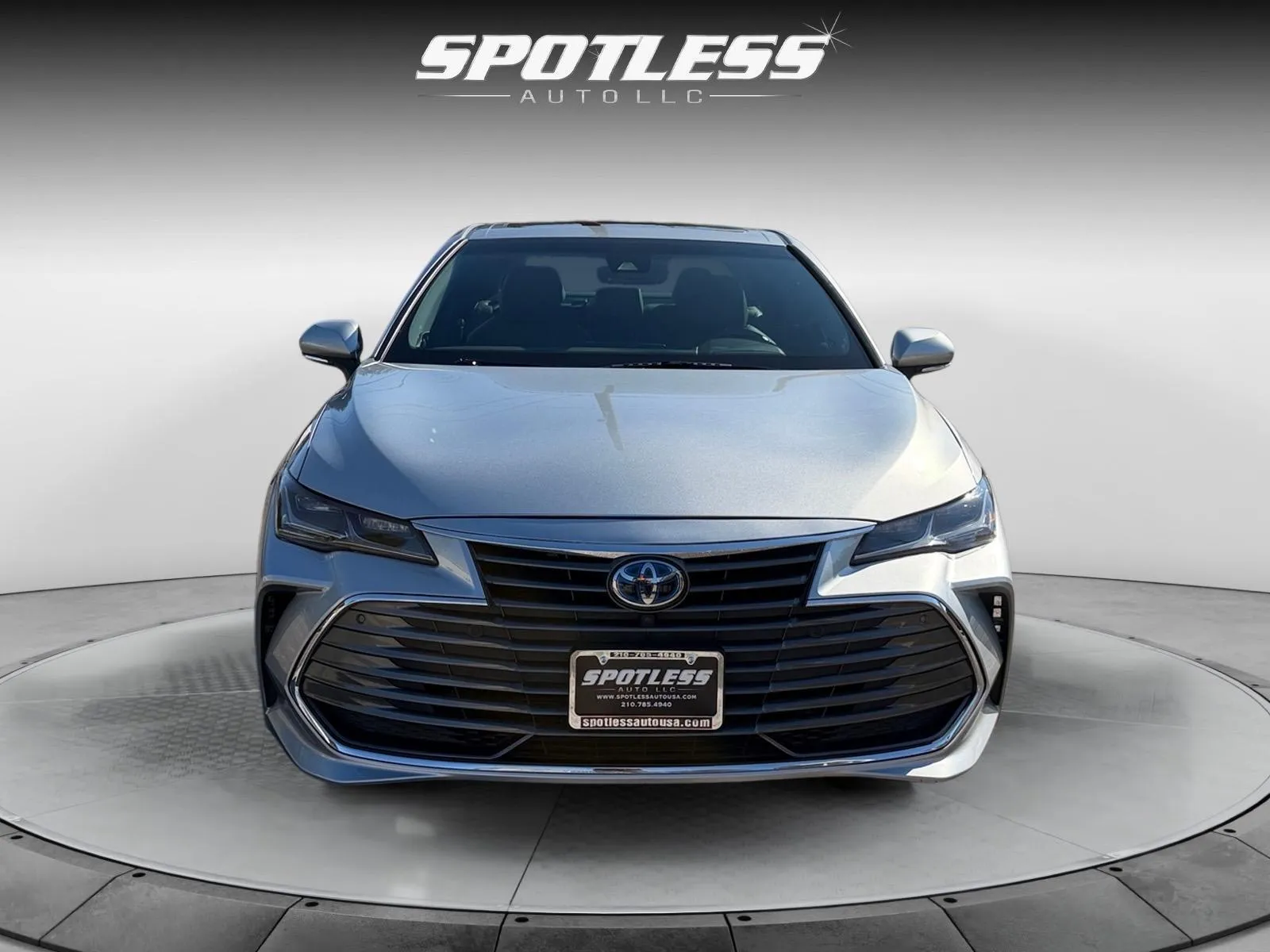 Toyota Avalon photo 10