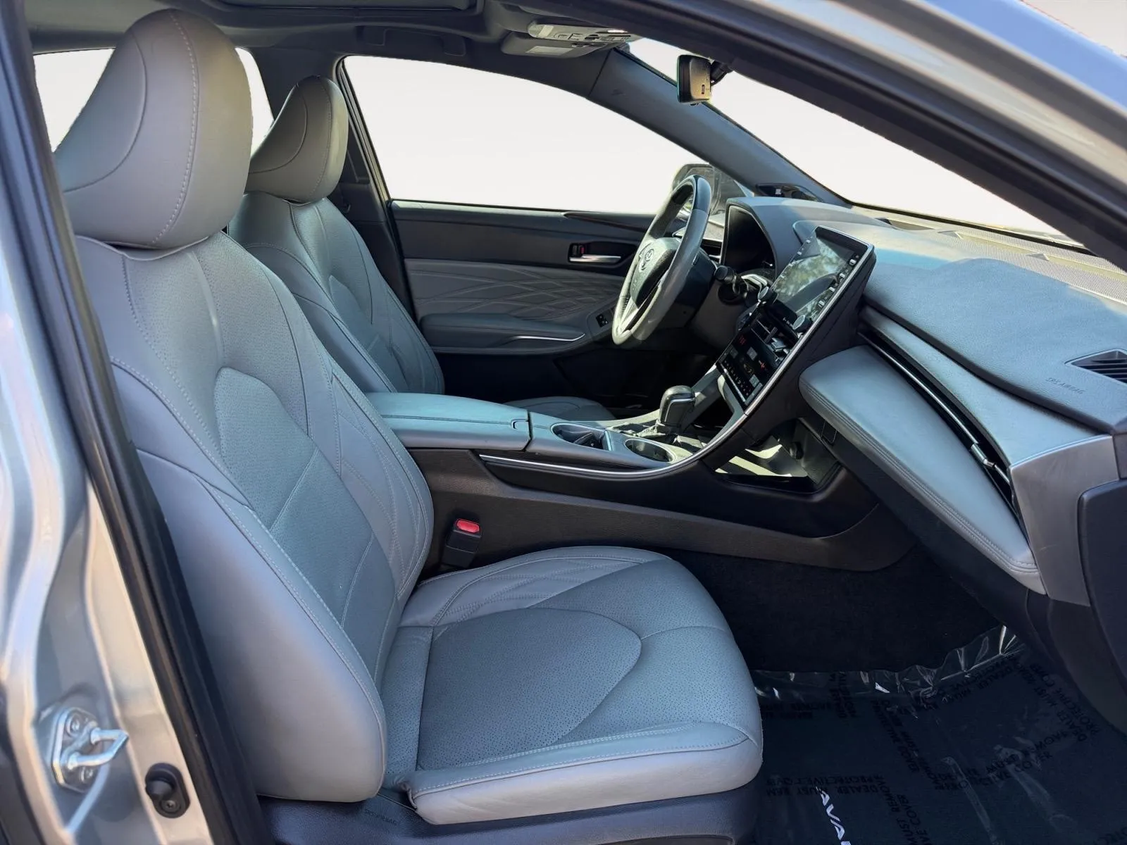 Toyota Avalon photo 24