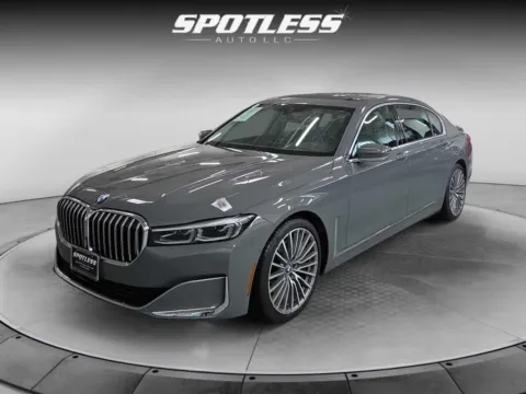 Gray 2022 BMW 7 Series 740i for sale in San Antonio, TX