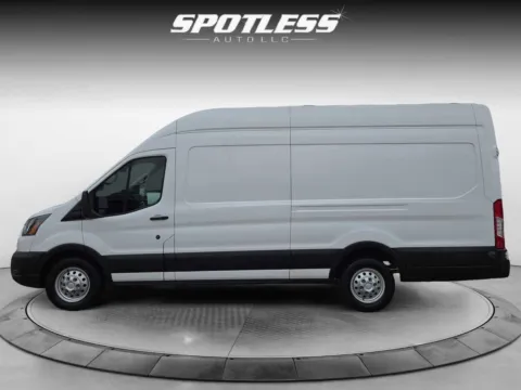 More photos of 2023 Ford Transit 350 HD at Spotless Auto I-10, TX