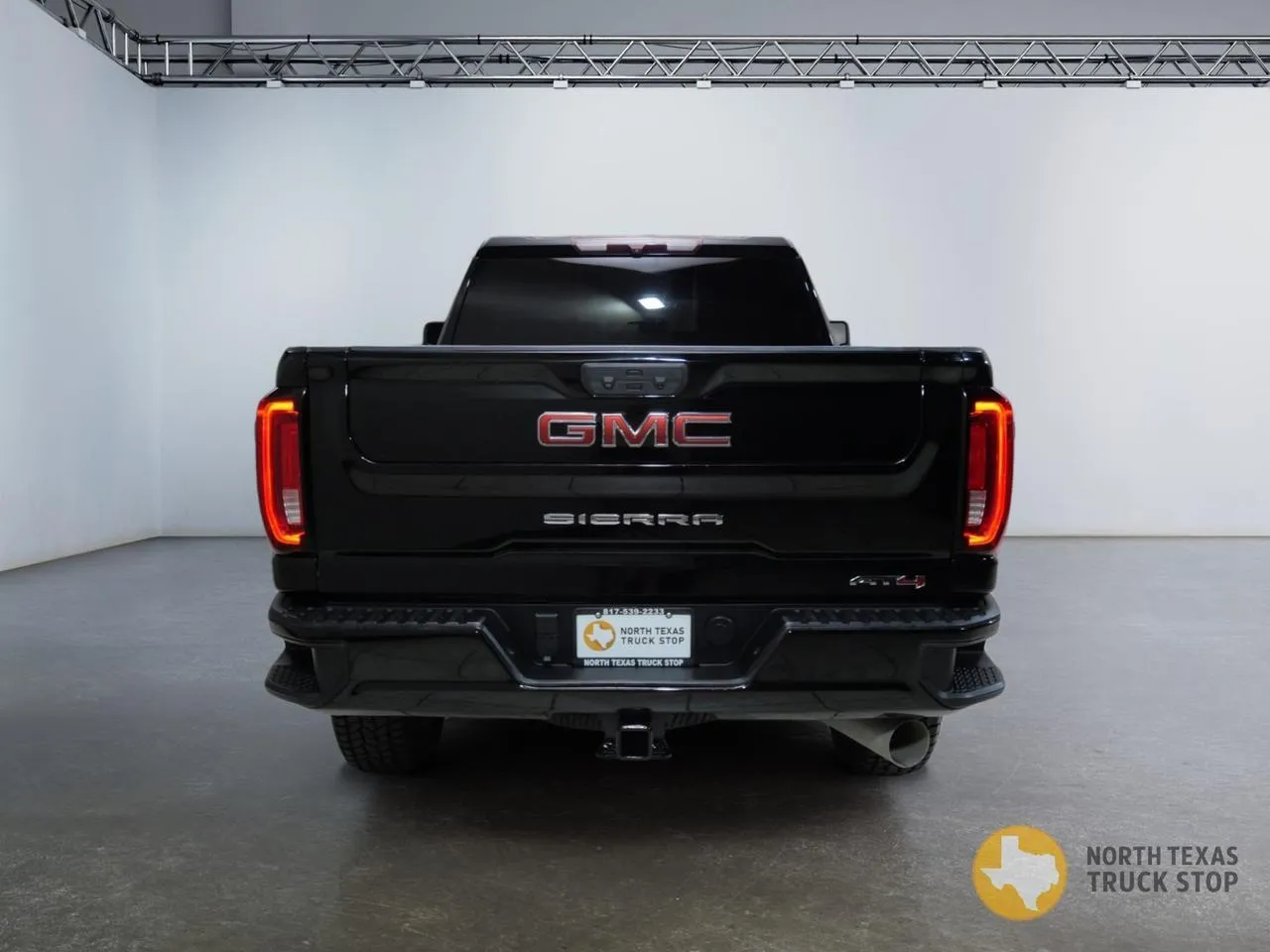 2022 GMC Sierra 2500HD AT4 - Photo 6