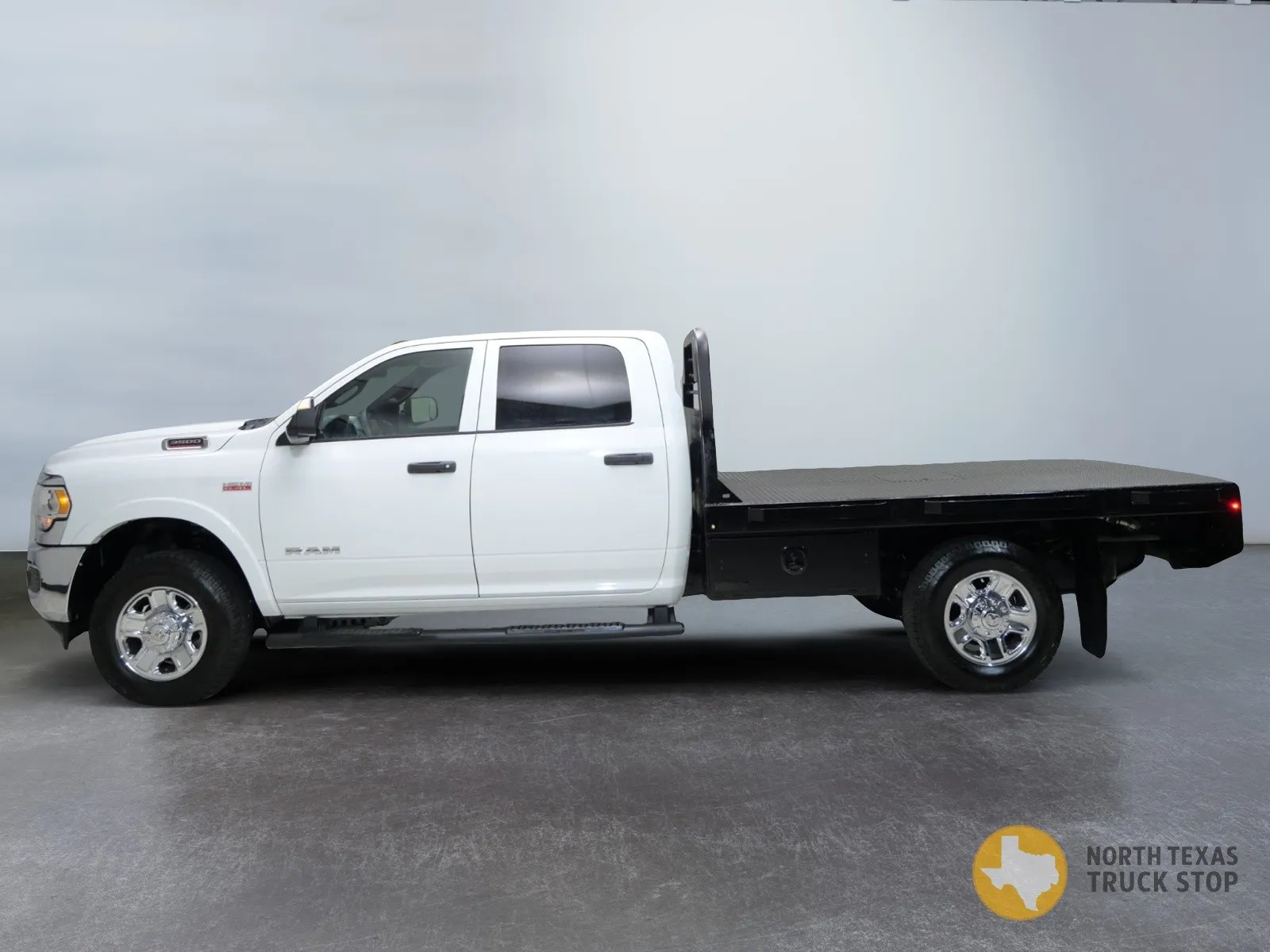 2021 RAM Ram 3500 Chassis Cab Tradesman - Photo 4
