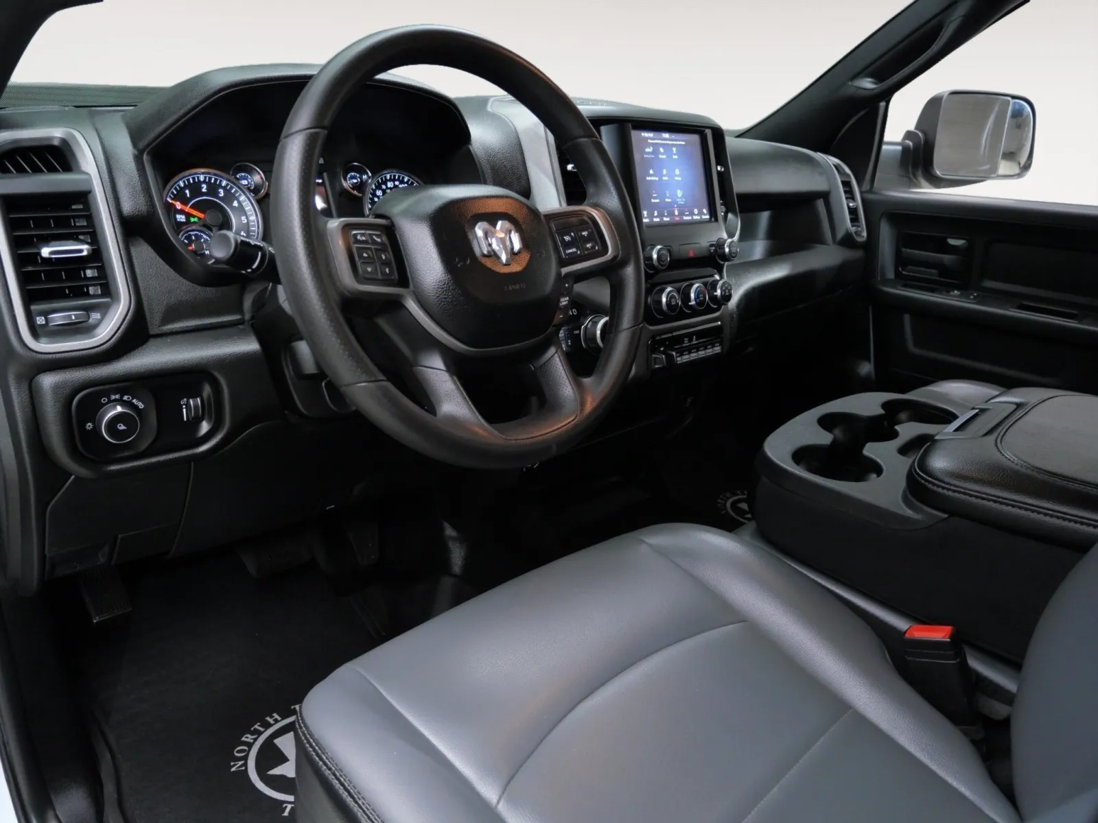 2021 RAM Ram 3500 Chassis Cab Tradesman - Photo 11