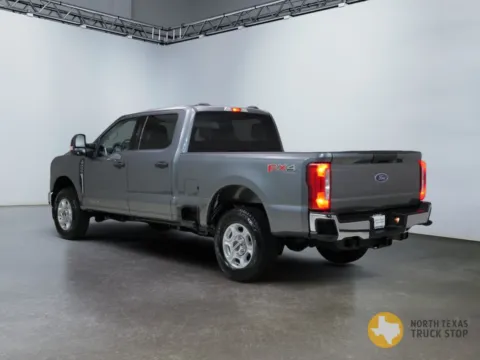 More photos of 2025 Ford Super Duty F-250 XLT FX4 6.7L Power Stroke 4x4 at North Texas Truck Stop, TX
