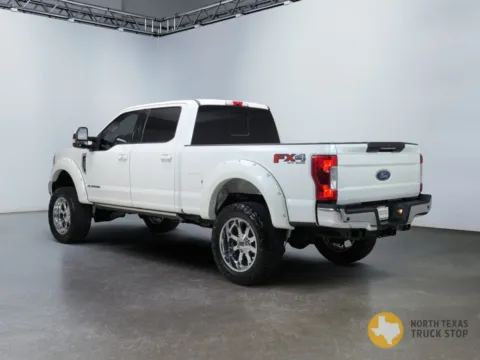 More photos of 2019 Ford Super Duty F-250 Lariat Ultimate FX4 6.7L Power Stroke 4x4 at North Texas Truck Stop, TX