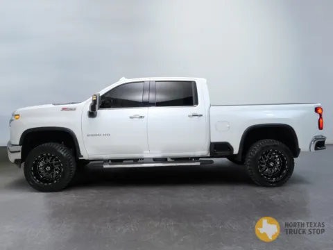 More photos of 2020 Chevrolet Silverado 2500 HD LTZ Z71 6.6L Duramax 4x4 at North Texas Truck Stop, TX