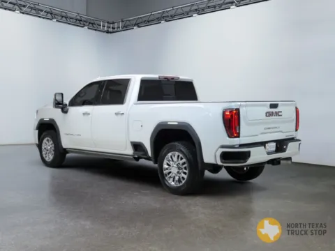 More photos of 2021 GMC Sierra 2500 HD Denali 6.6L Duramax 4x4 at North Texas Truck Stop, TX