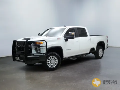 Another view of 2020 Chevrolet Silverado 2500 HD LT Z71 6.6L Duramax 4x4 for sale in Mansfield, TX at North Texas Truck Stop