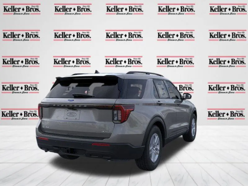 2026 Ford Explorer Active - Photo 8