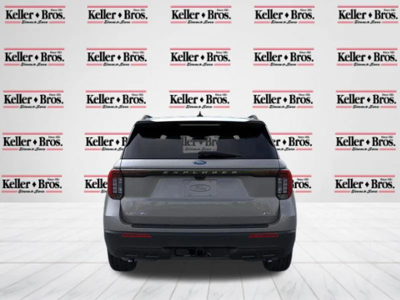 2026 Ford Explorer Active - Photo 6