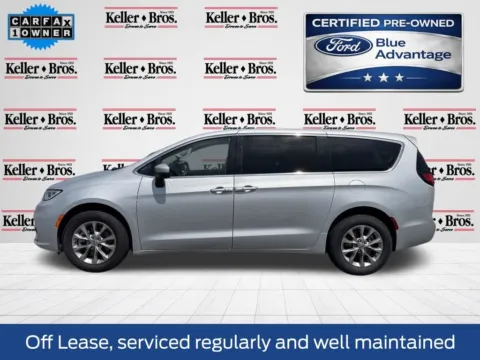 More photos of 2023 Chrysler Pacifica Touring L at Keller Bros Auto Co, PA