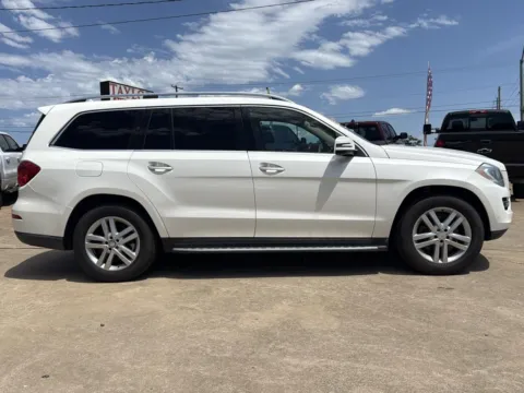 More photos of 2016 MERCEDES-BENZ GL-CLASS GL 450 4MATIC at Taylor Auto Sales, Inc., AR