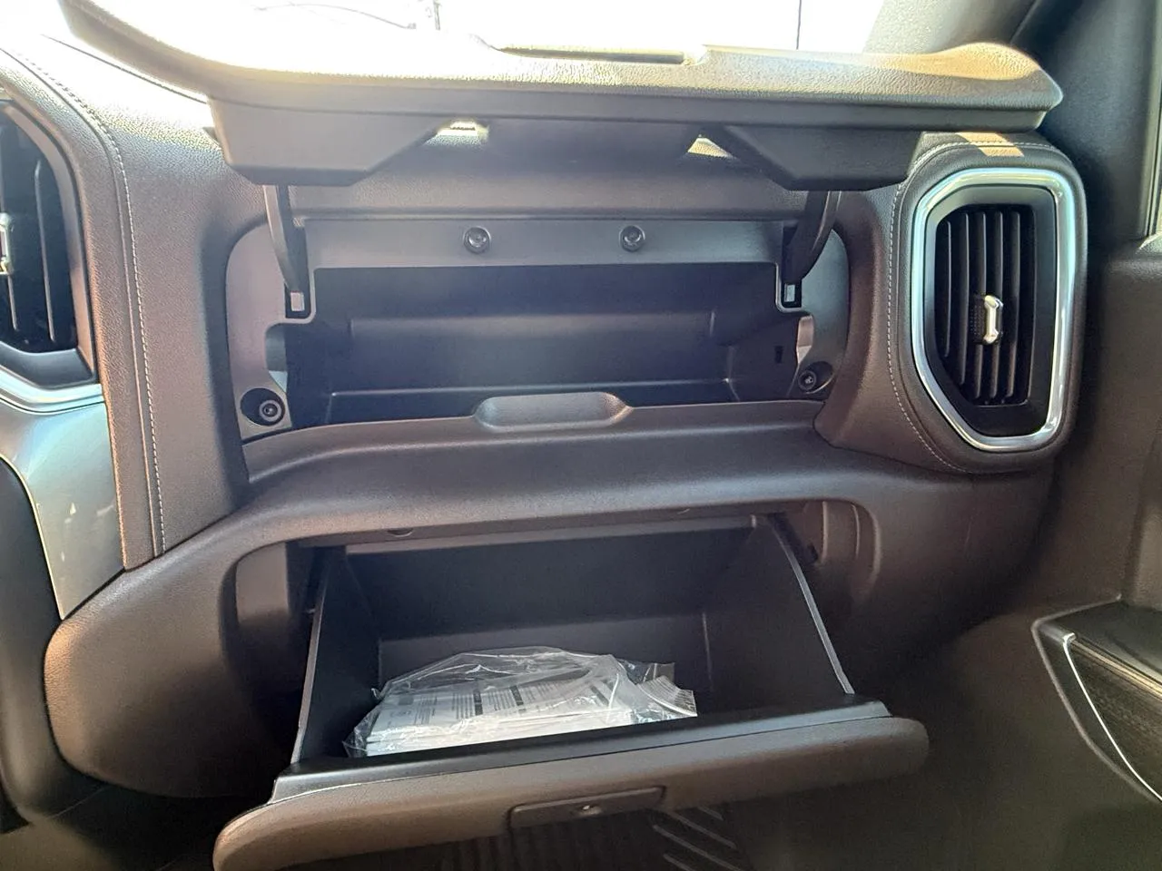 2022 Chevrolet Silverado 1500 Limited RST - Photo 43
