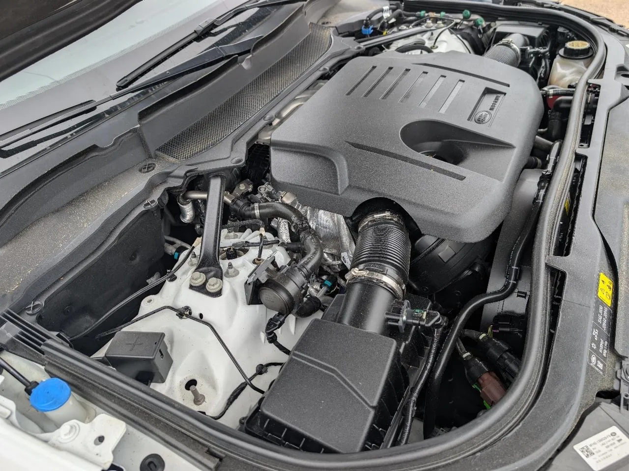 2023 Land Rover Discovery HSE R Dynamic - Photo 15