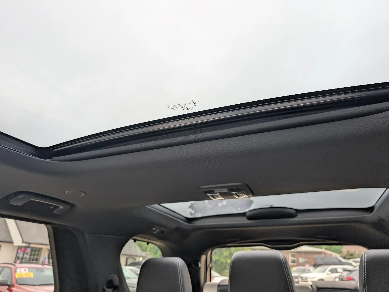 2023 Land Rover Discovery HSE R Dynamic - Photo 44