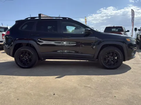 More photos of 2022 JEEP CHEROKEE X at Taylor Auto Sales, Inc., AR