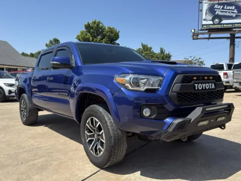 Another view of 2022 TOYOTA TACOMA SR V6 for sale in Springdale, AR at Taylor Auto Sales, Inc.