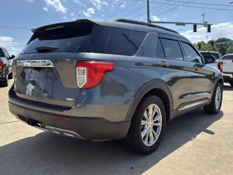 More photos of 2020 FORD EXPLORER XLT at Taylor Auto Sales, Inc., AR