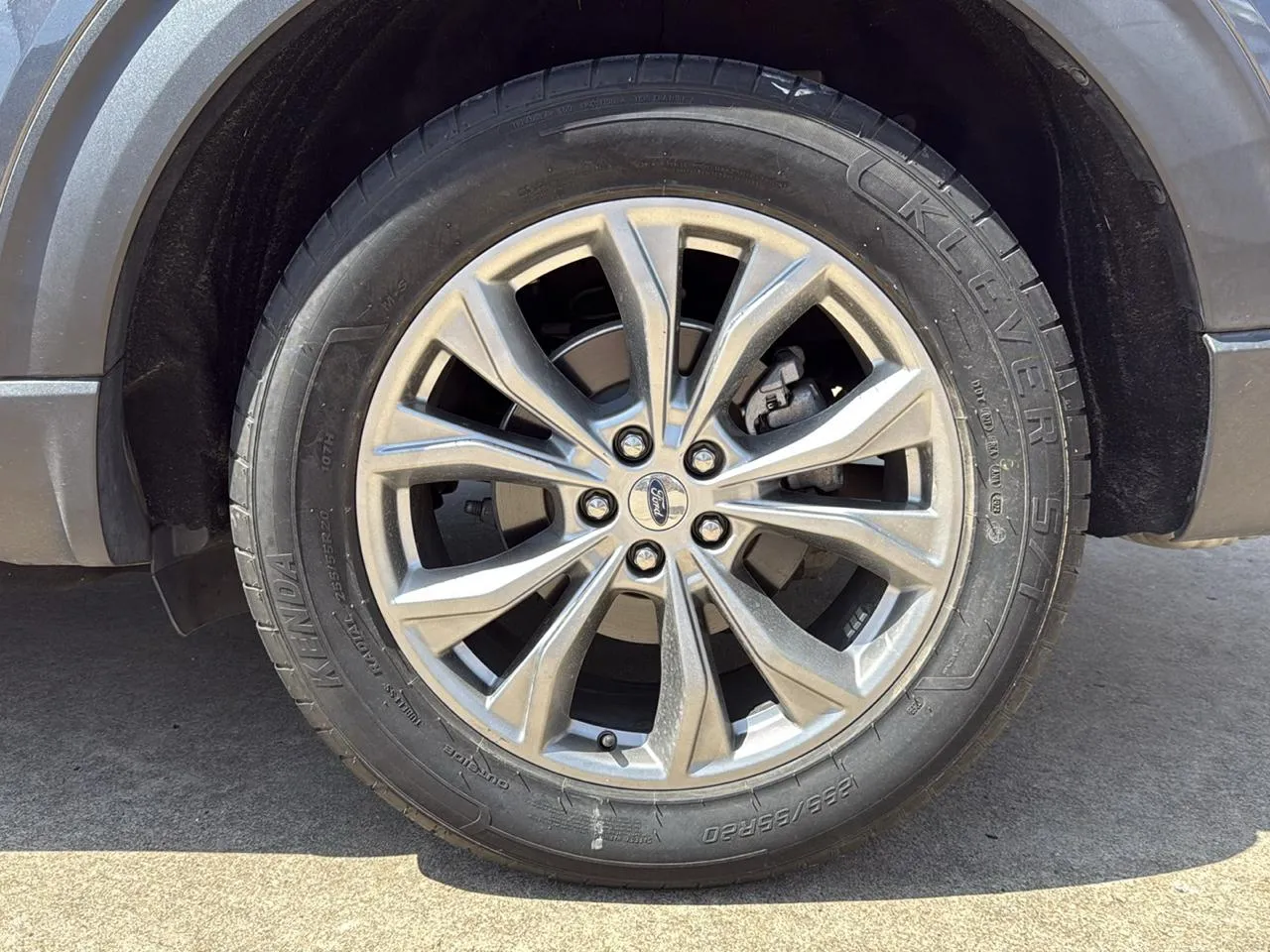 2020 Ford Explorer XLT - Photo 9