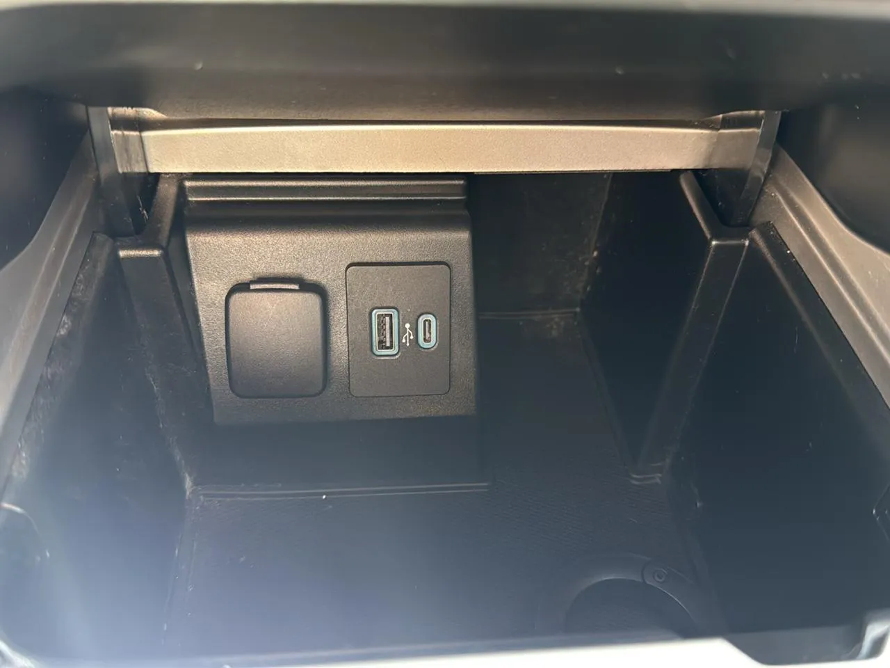 2020 Ford Explorer XLT - Photo 29